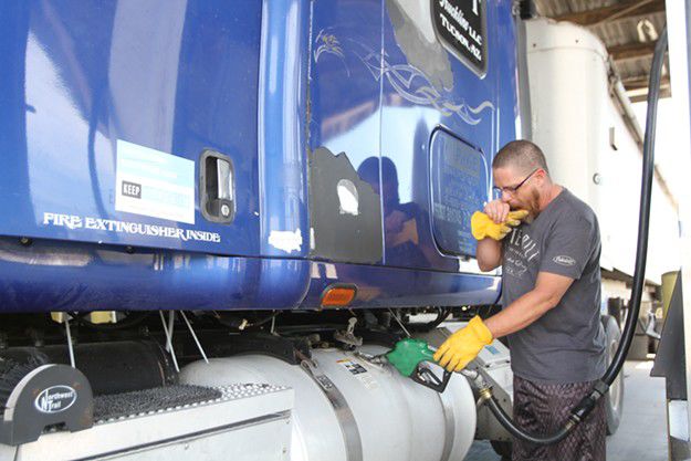 josh_goodson_-_trucker.jpg